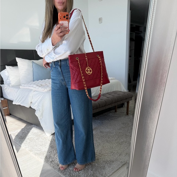 Chanel Red Quilted Chain Tote Bag with Gold Harware - Picture 16 of 16